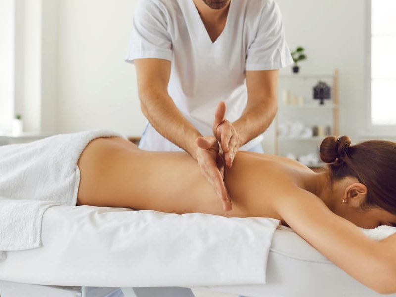 What to Expect in Your First Traditional Thai Massage Session