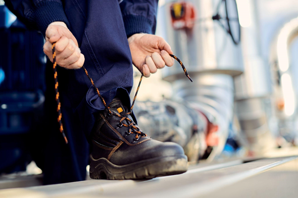 PPE Equipment & Safety Shoes: Why Protection Is a Daily Priority