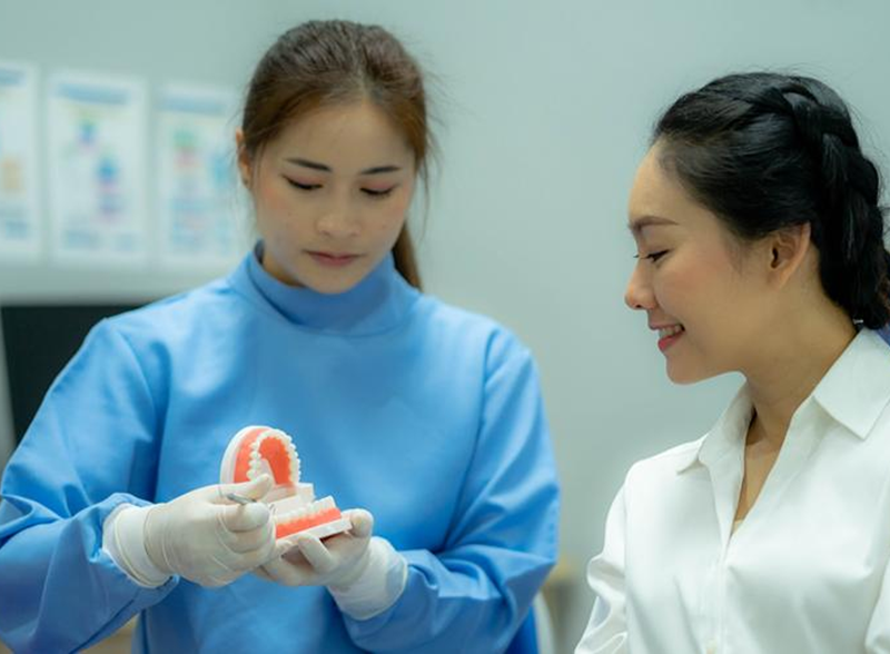 What to Expect During a Dental Implant in Singapore: A Step-by-Step Guide